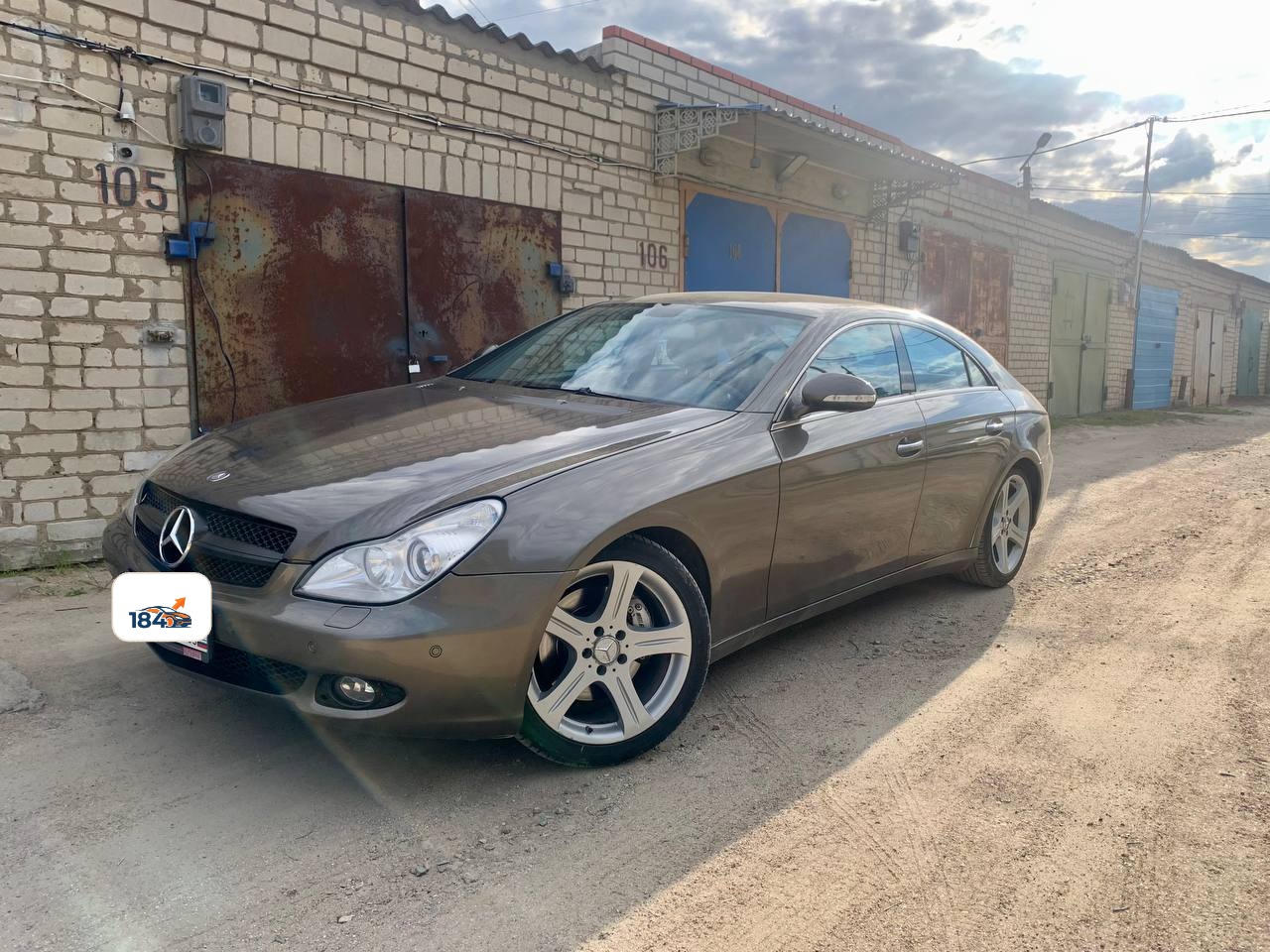 Mercedes‑Benz W219